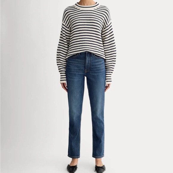 Everlane Denim - Everlane original cheeky jeans straight leg size 26 organic cotton